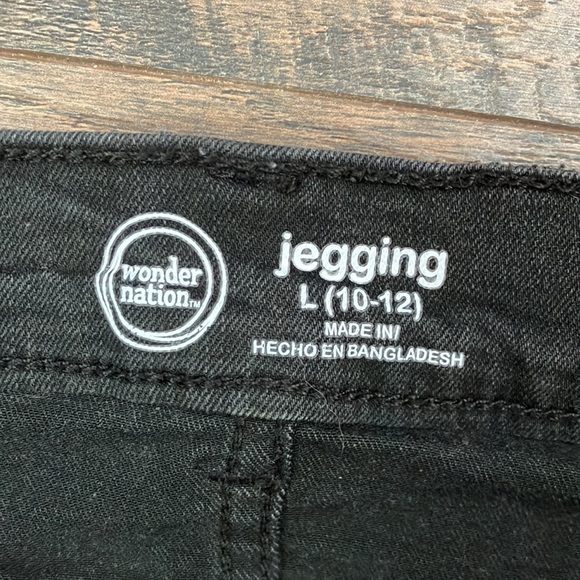 2 pairs of cute pants black and pink both size(10-12) - Picture 4 of 4